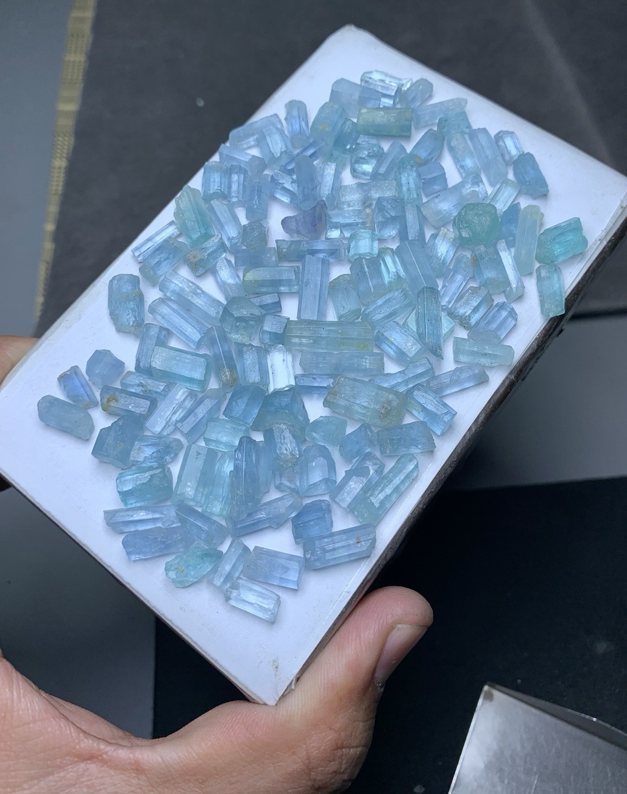Blue Aquamarine 300 Carats Crystals, Dark Blue Aquamarine, Birthday Gift
