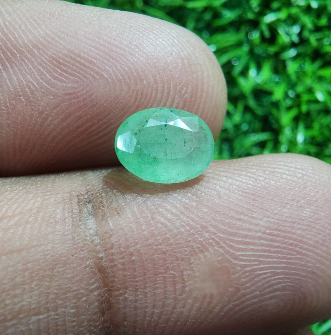 Ultimate Zambian Emerald Oval Shape 1.40 Crt Pretty Green Faceted Loose Gemstone