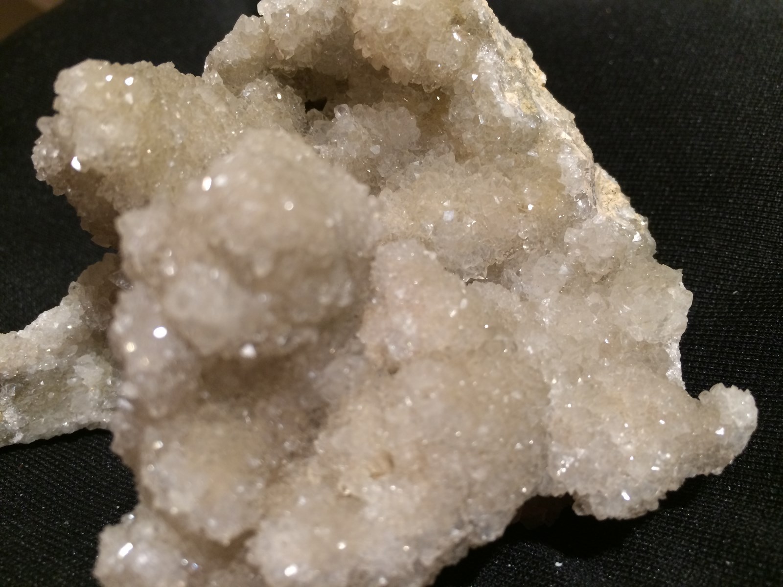 KB: BRIGHT CABINET SW & LW FL. BLUE/WHITE COLEMANITE XLS., KERN CO., CALIFORNIA
