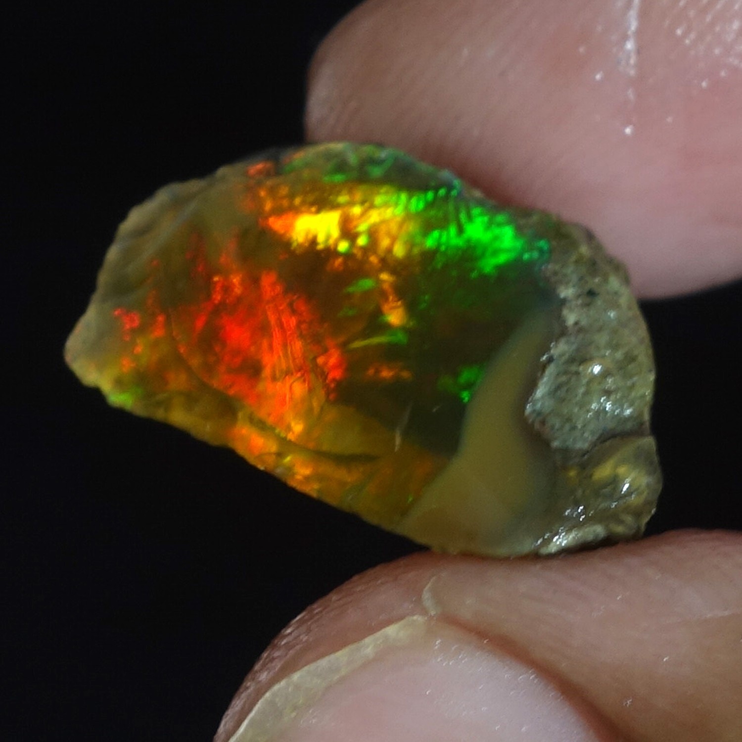 10.50 Ct Natura Multi Fire Ethiopian Opal Oil Raw Rough 12X20X07 MM