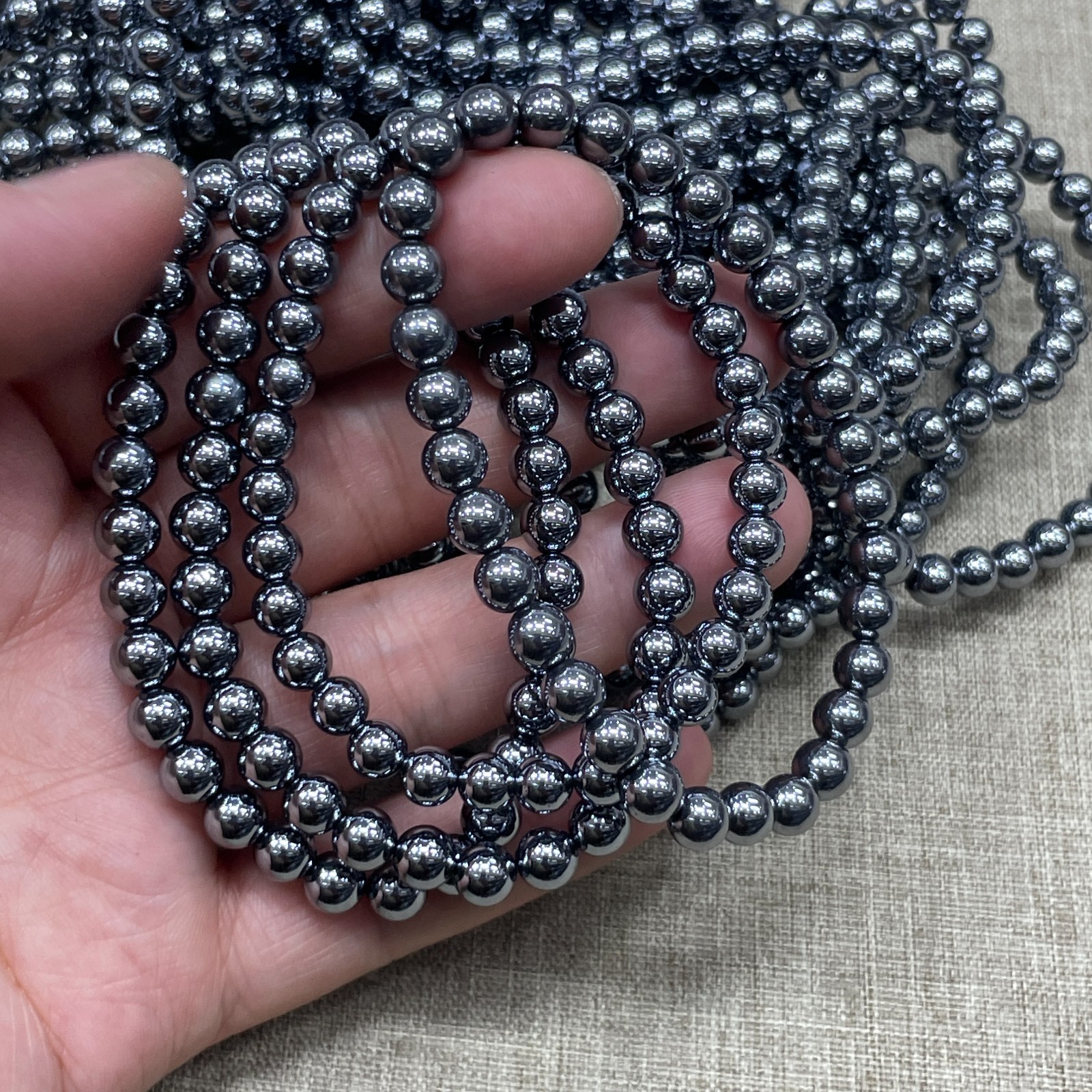 Wholesale 1 Pcs terahertz Stone ball beads 6mm 7.5″ crystal Stretch Bracelet