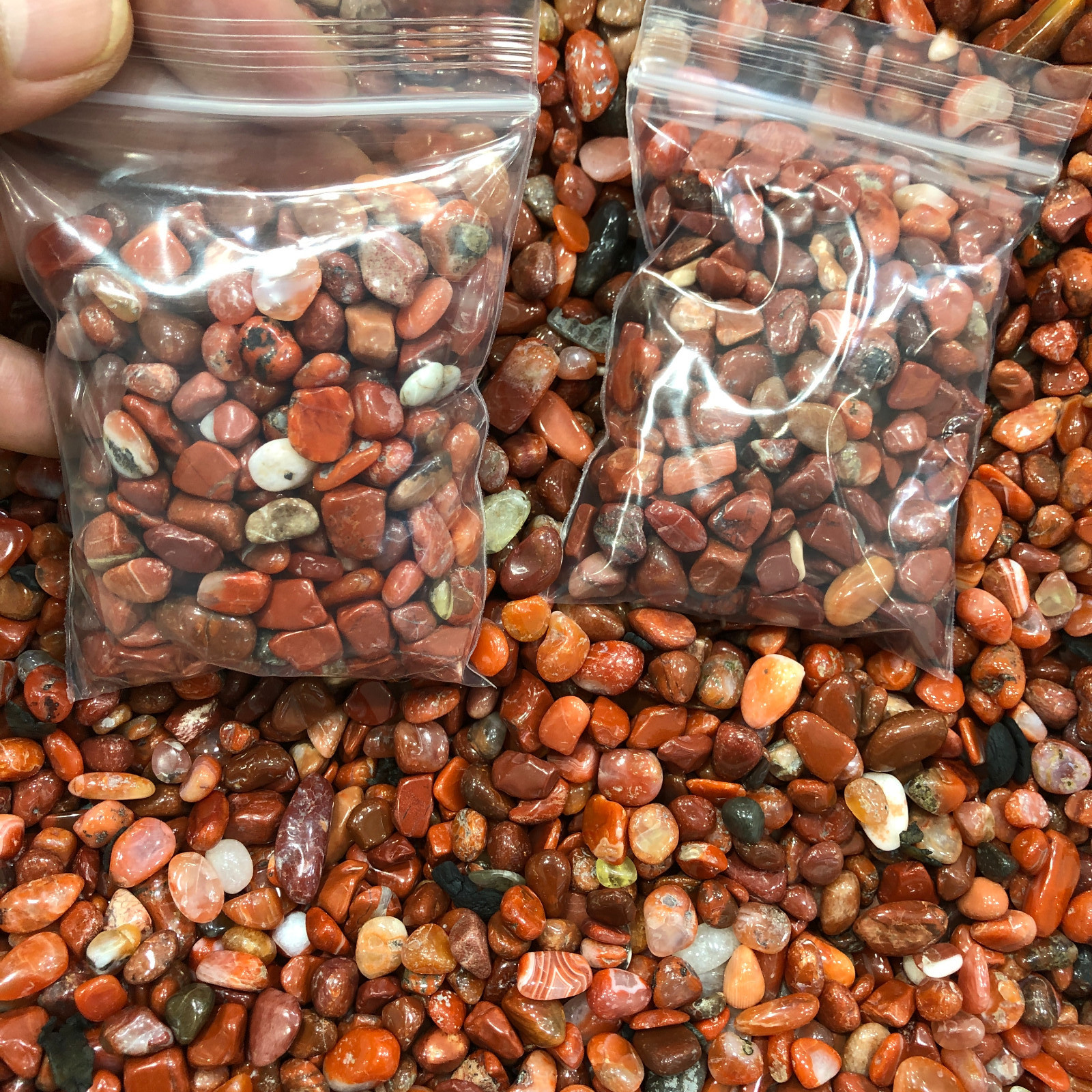 100g Natural red jasper crystal gravel reiki healing fish tank decoration
