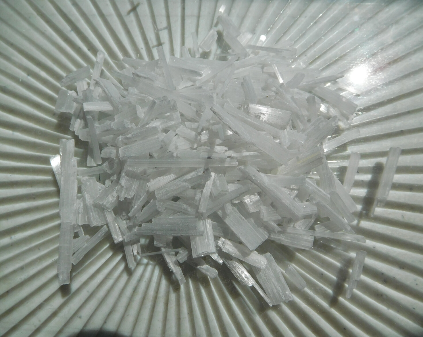 Selenite Blades – Medium Chips no Powder – 100% Crystal- Cleansing Charging