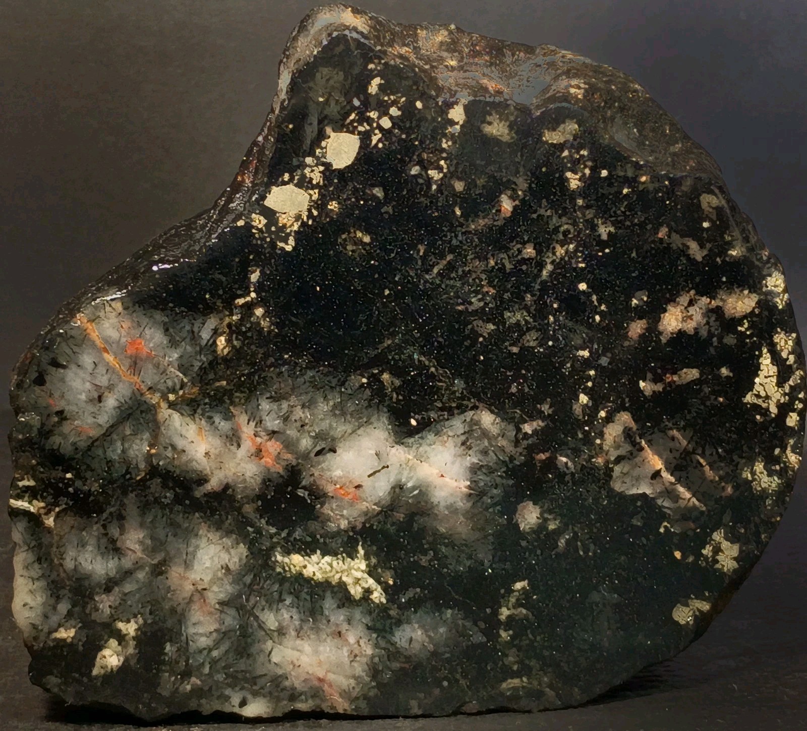 1420g Pilot Knob MO Amphibole Quartz Pyrite Magnetite Specularite Polished