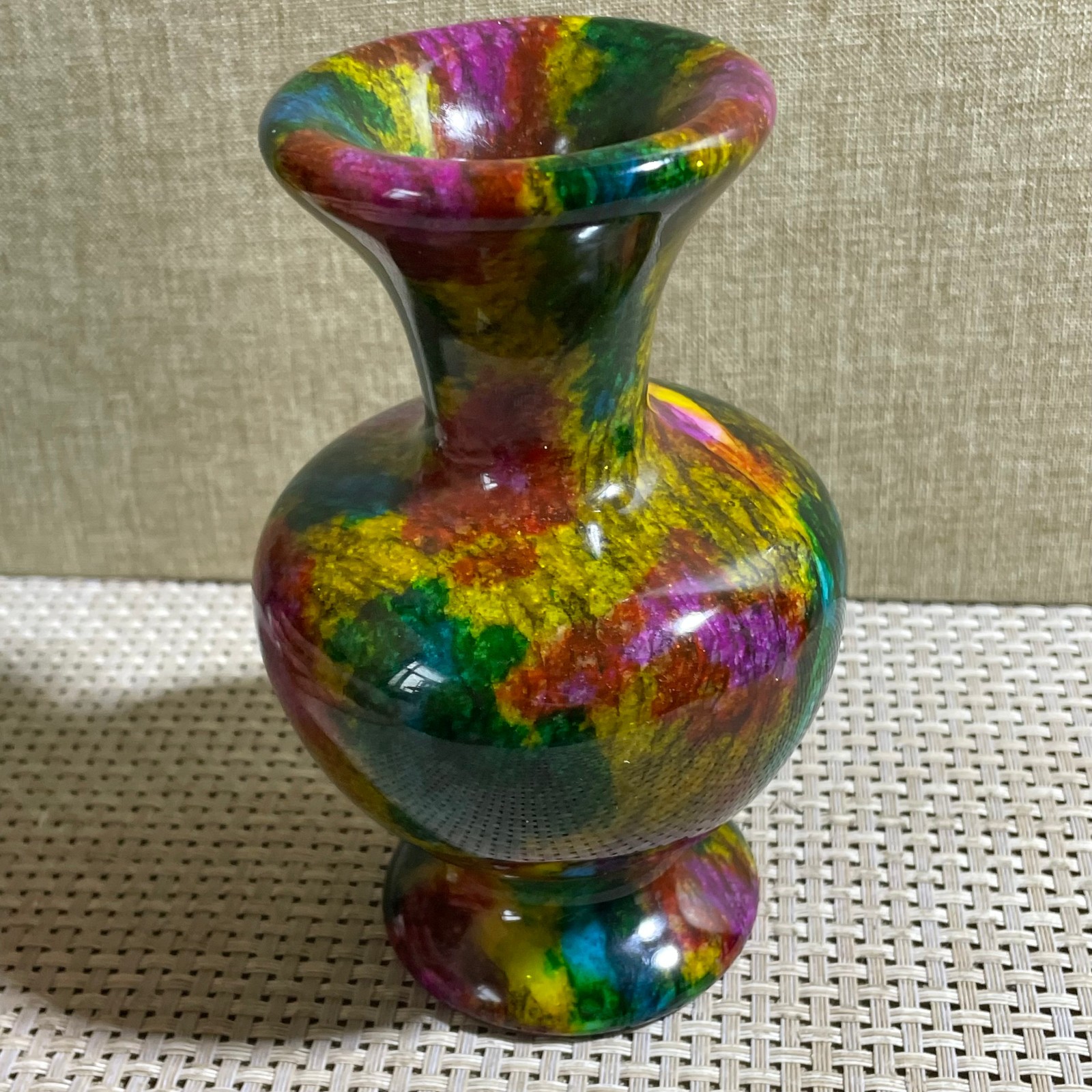 820g Seven Colors Jade vase specimen Decorative -Taiwan China