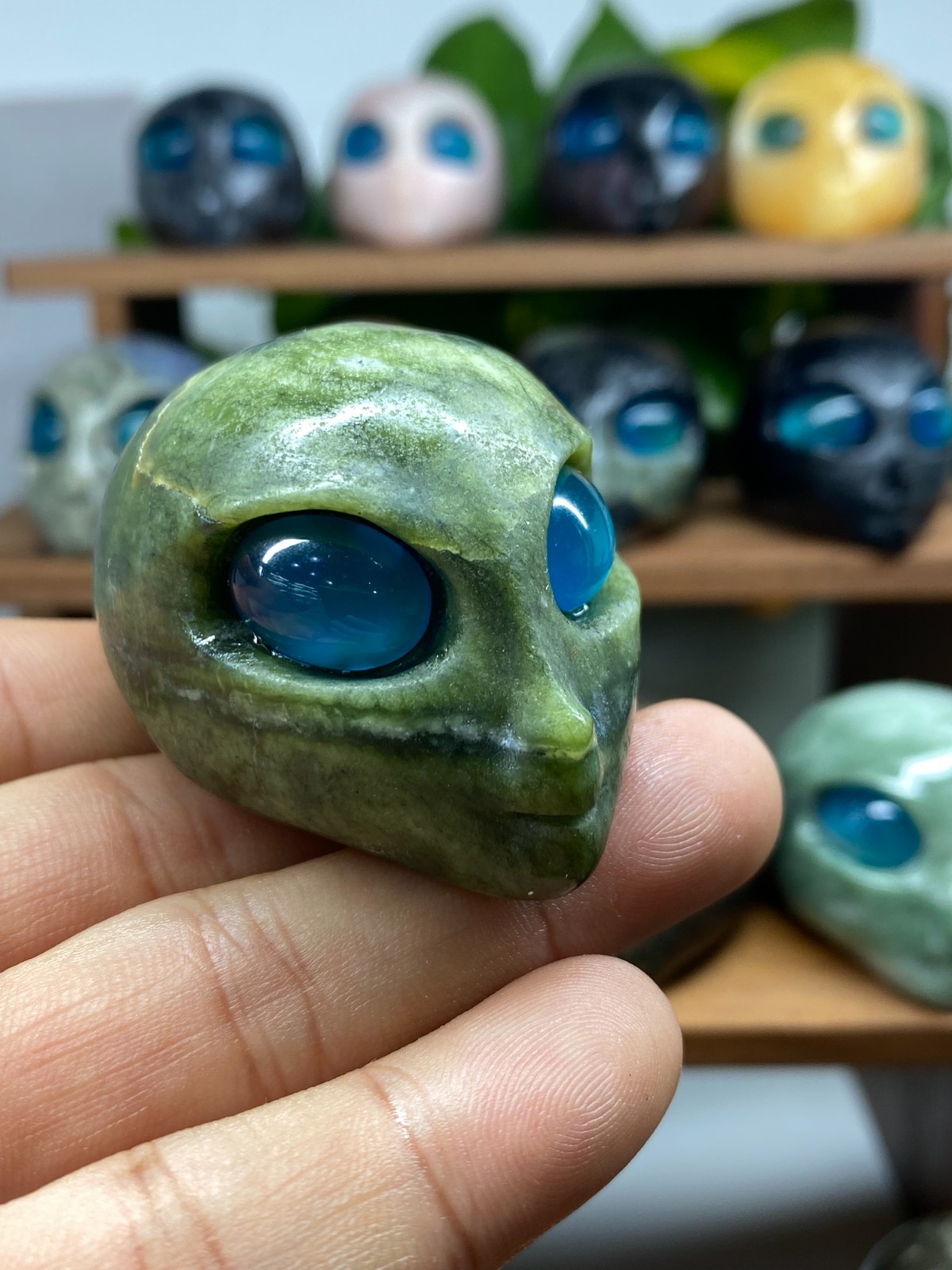 1pc Natural Mixed Quartz Crystal hand Carved Aliens skull reiki healing gift