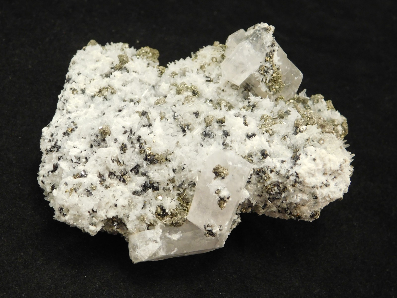 FLUORESCENT Calcite CRYSTAL Cluster on PYRITE with Druzy Quartz Peru 163gr