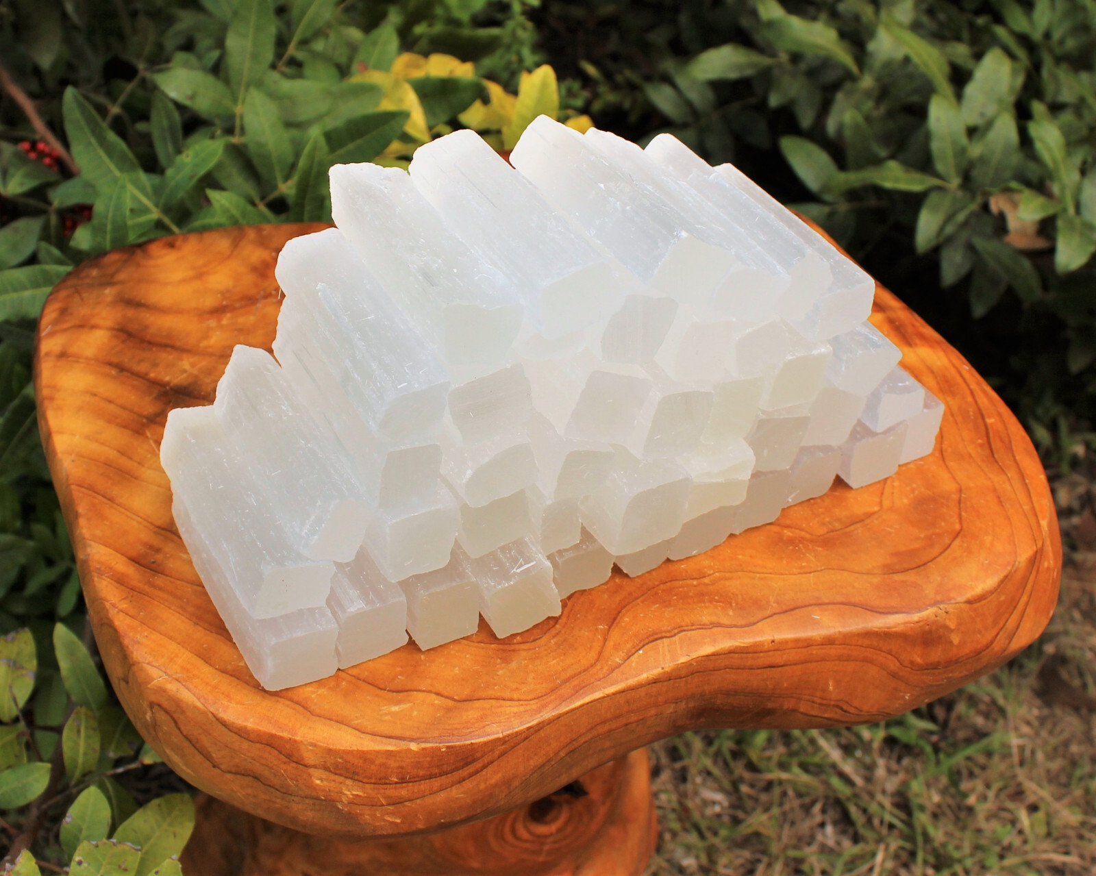 3 lb Bulk Wholesale Lot 2.5″ – 3″ Selenite Logs Crystal Stick Wand Blade