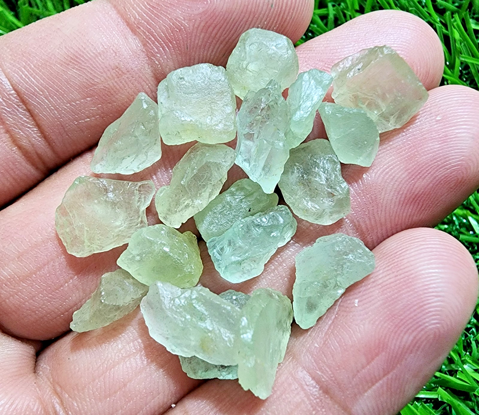 AAA+ Aquamarine Gemstone Rough 18 Pieces Lot 9-13mm Loose Stones Jewelry Making