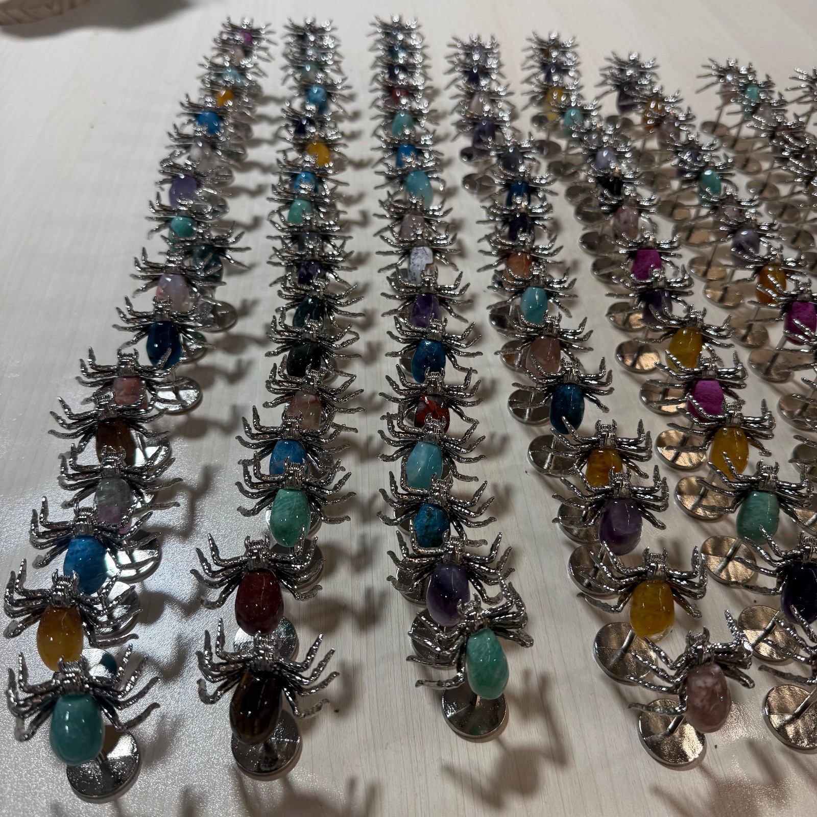 2″ Natural Mixing hand carved Spider Quartz Crystal heal Gift random 10pc