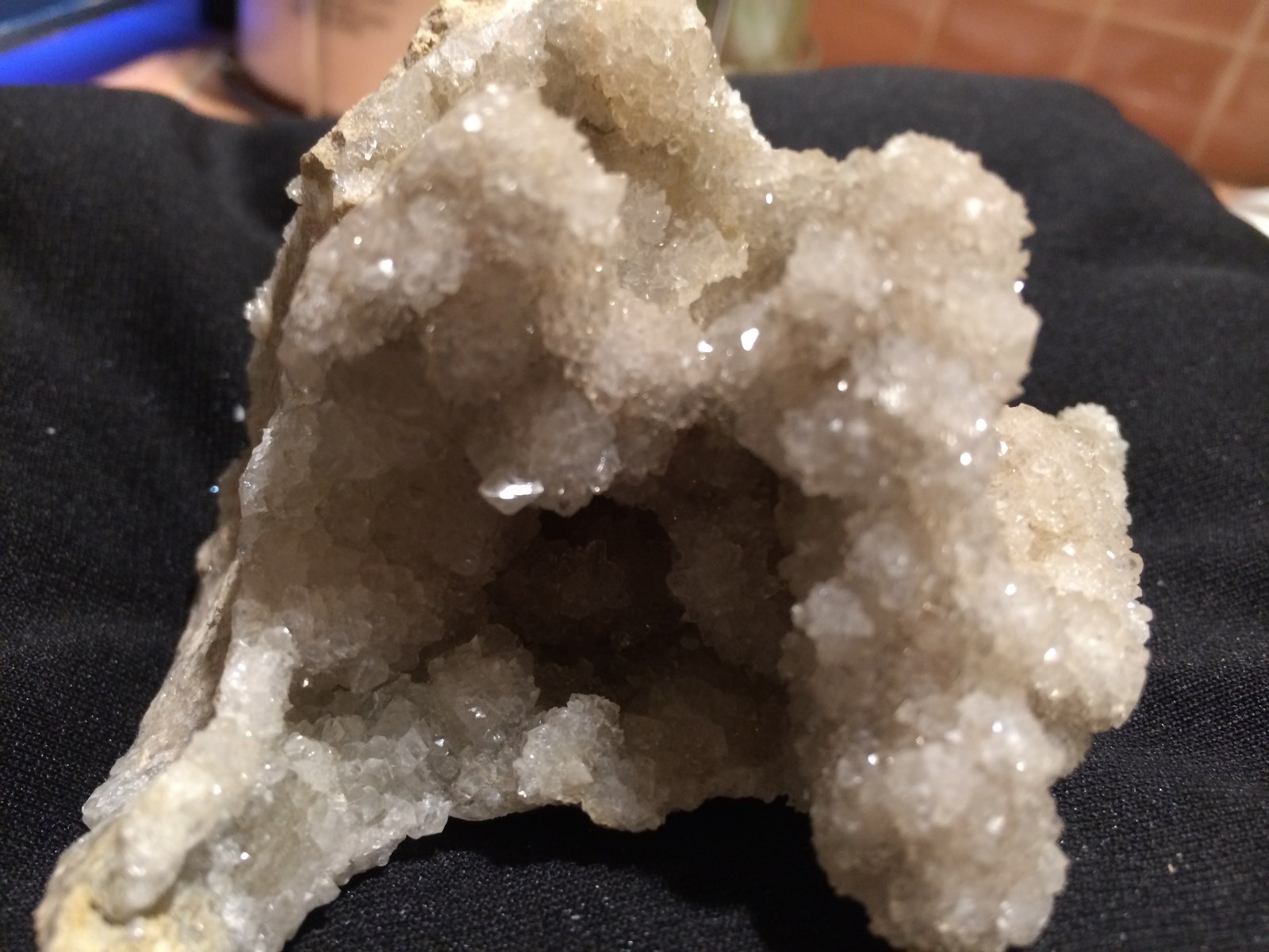 KB: BRIGHT CABINET SW & LW FL. BLUE/WHITE COLEMANITE XLS., KERN CO., CALIFORNIA
