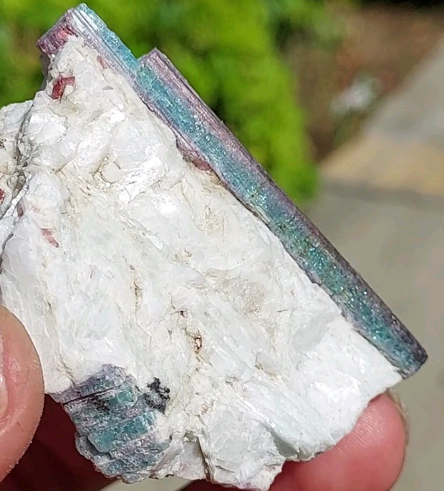 LARGE PARAIBA CUPRIAN BLUE PINK TOURMALINE COPPER BEARING BATALHA MINE BRAZIL