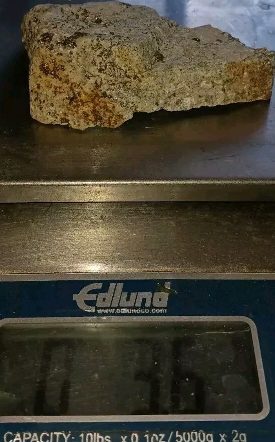 102.058 Grams of Natural Mined Visually Beautiful Telluride Gold Copper Iron Ore
