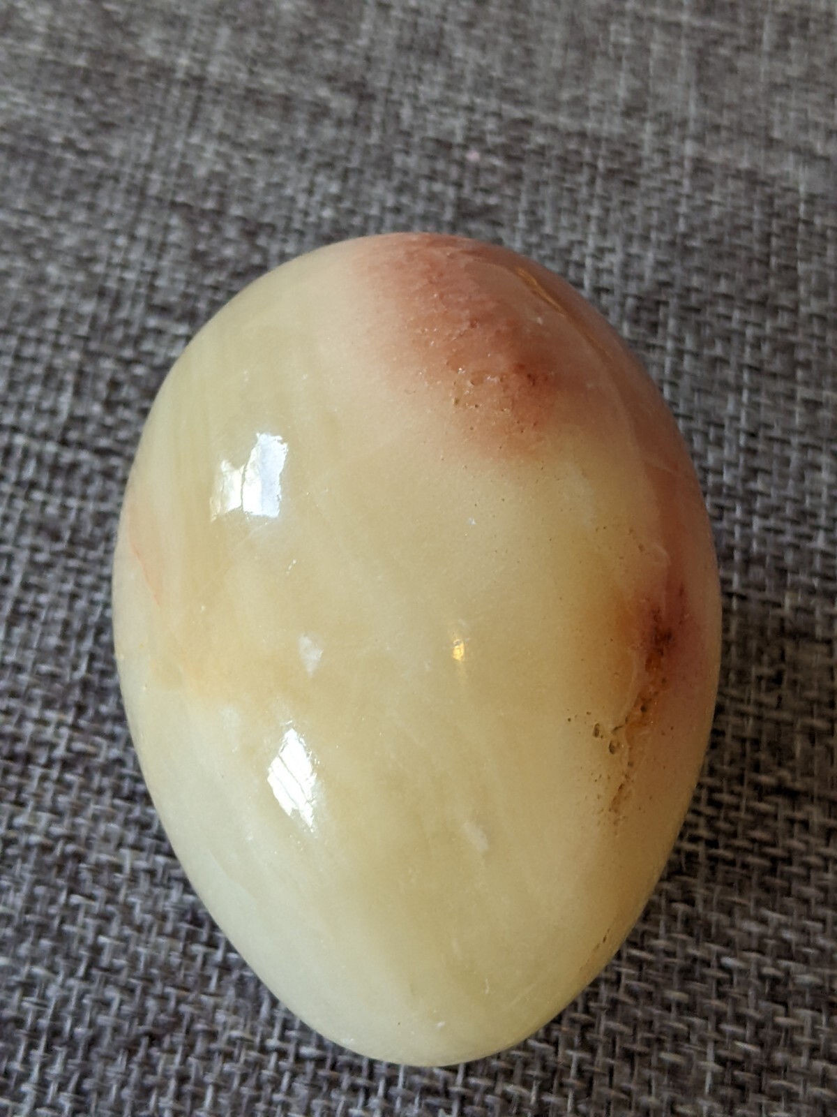 Reddish White Onyx Easter Egg Natural Crystal Banded Mineral – With Stand