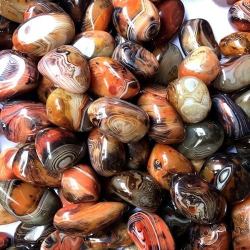 1PC Madagascar Banded Agate Alarge Tumbled Beautiful Patterns Randomly Send