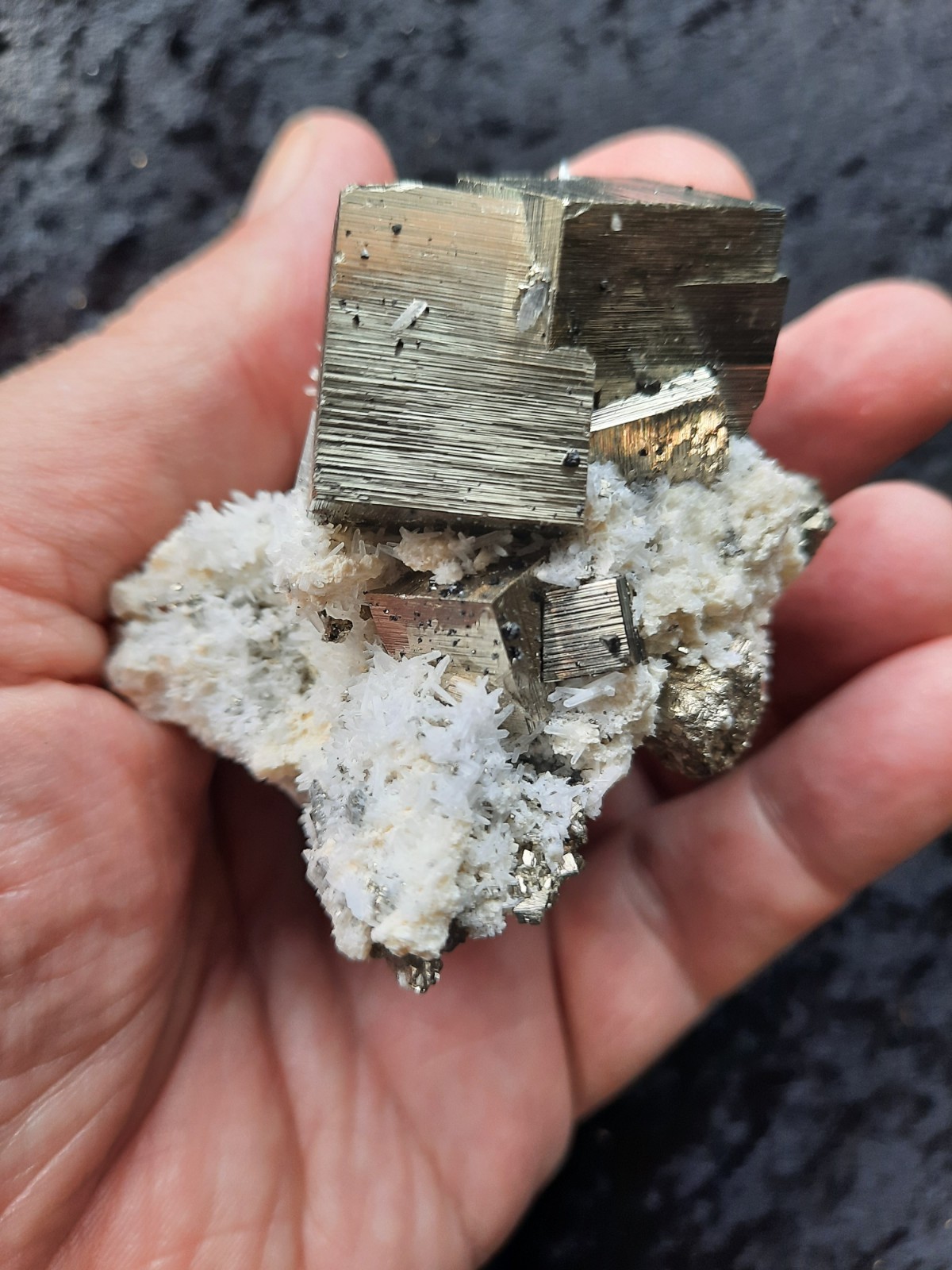 Pyrite Crystal CUBE Cluster With Druzy Calcite Crystals From Peru 228gr