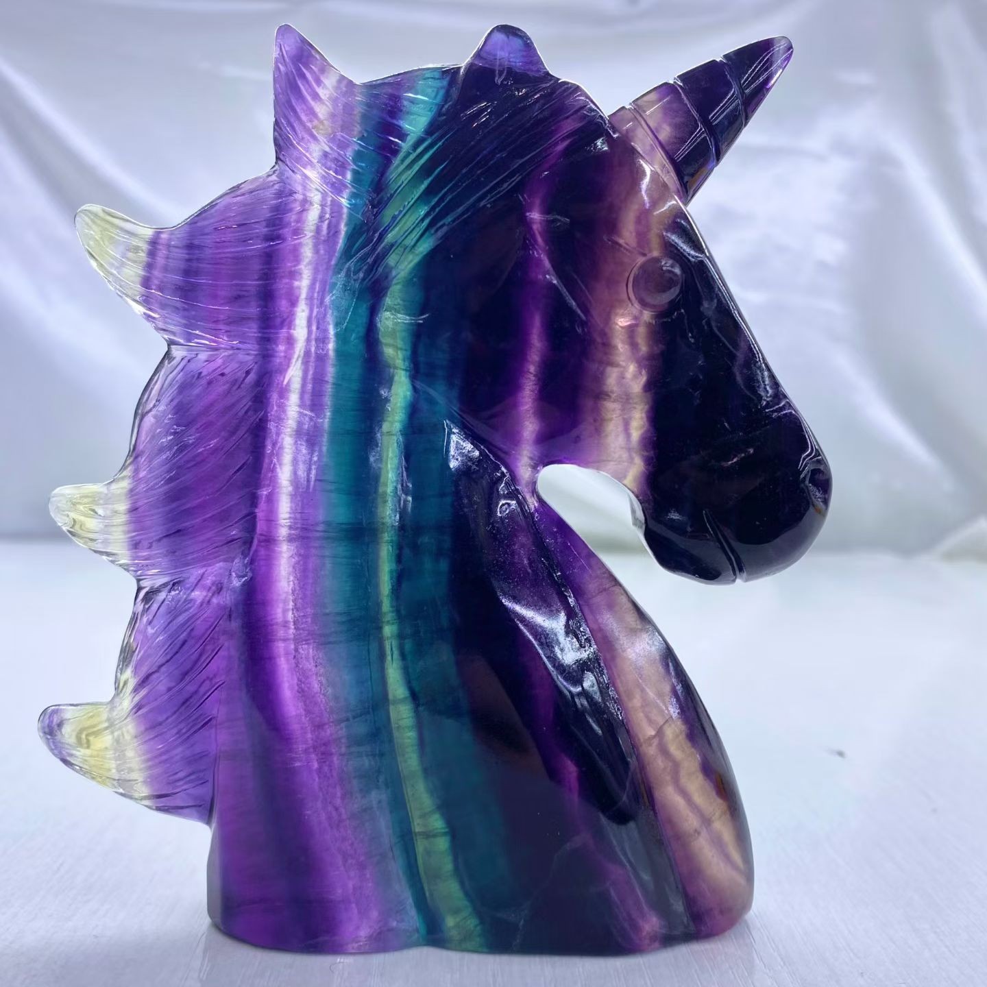 1PC Natural fluorite carved unicorn Skull quartz crystal reiki healing Gem Gift