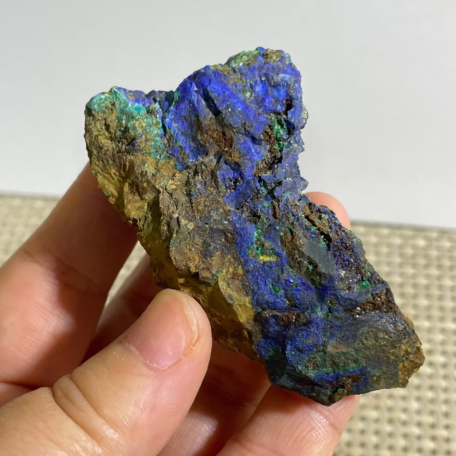 Restoration of Blue Copper Ore Quartz Mineral Samples 53g