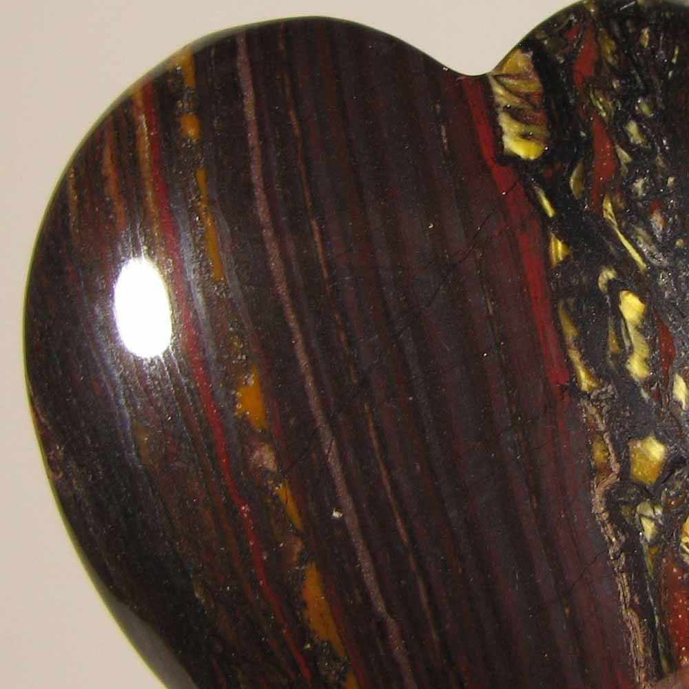 1.8″ RED TIGER IRON Heart Polished Palm Stone – Australia