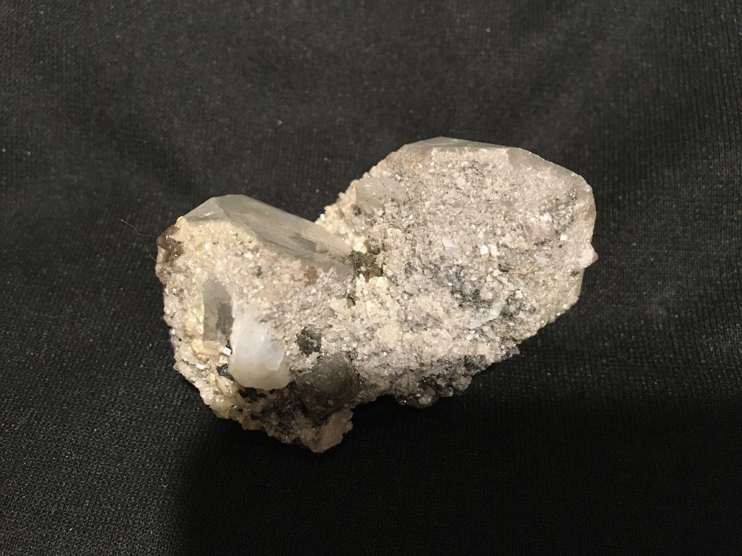 KB: SW FL BRIGHT BLUE/WHITE XL OF SCHEELITE IN MATRIX, HUNAN PROVINCE, CHINA