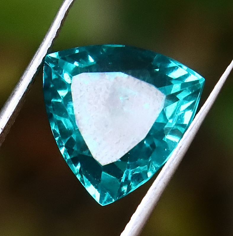 Trillion Cut D-Green Sapphire certified Loose Gemstone With Free Gift 10 Ct