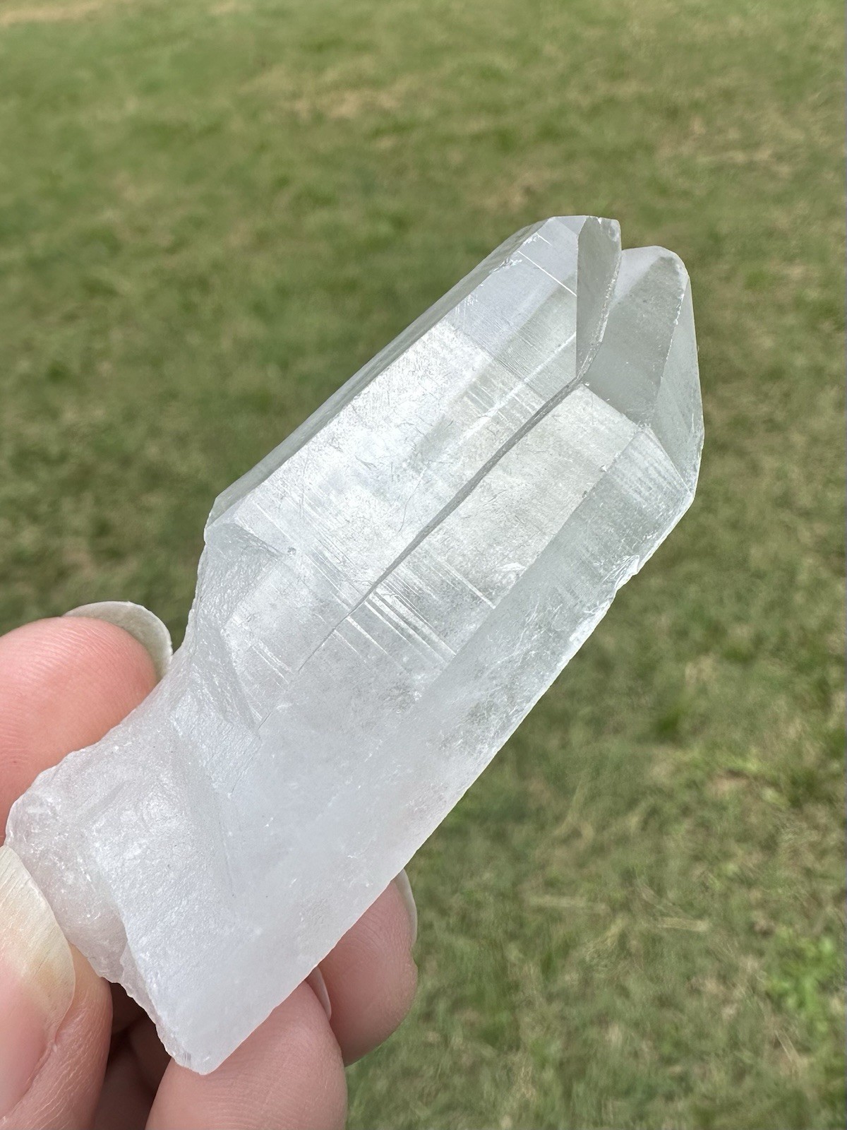 Arkansas Clear Quartz Lemurian Seed Crystal Parallel Twin Point Formation 1.7 oz