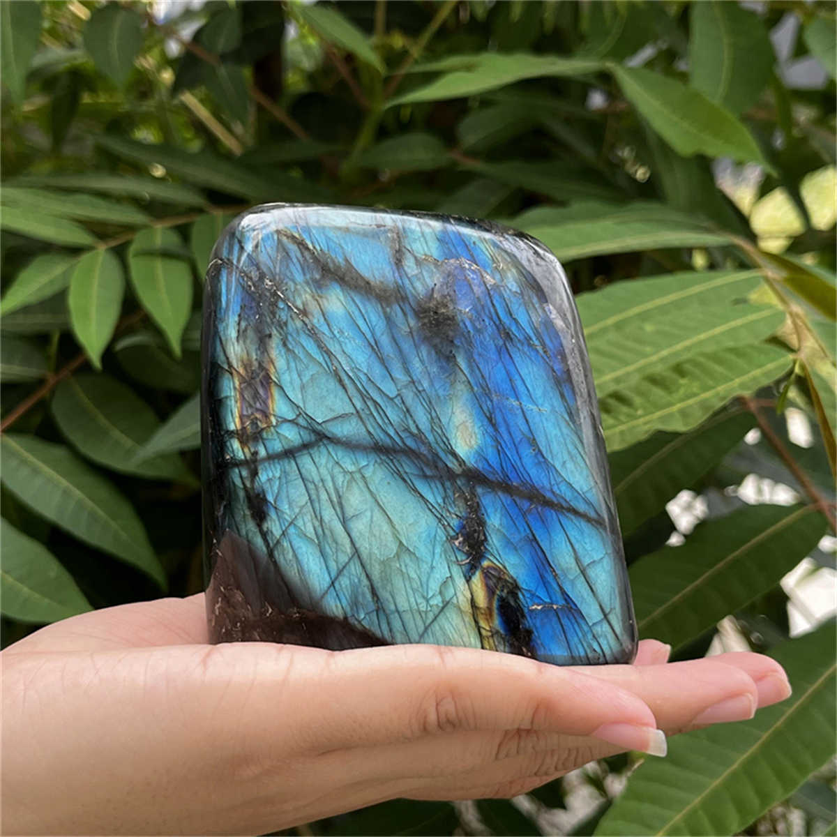 690g Natural Labradorite Mineral Quartz Crystal Mineral Reiki healing