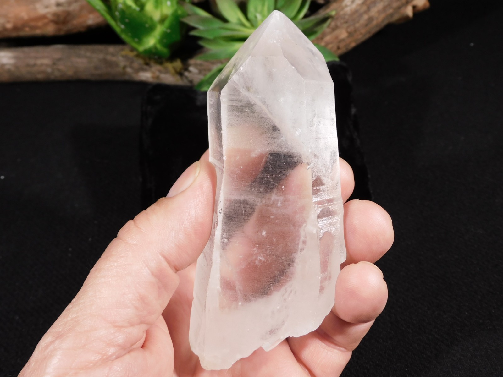 Larger! Very Nice and Natural LEMURIAN Quartz Crystal Brazil 235gr