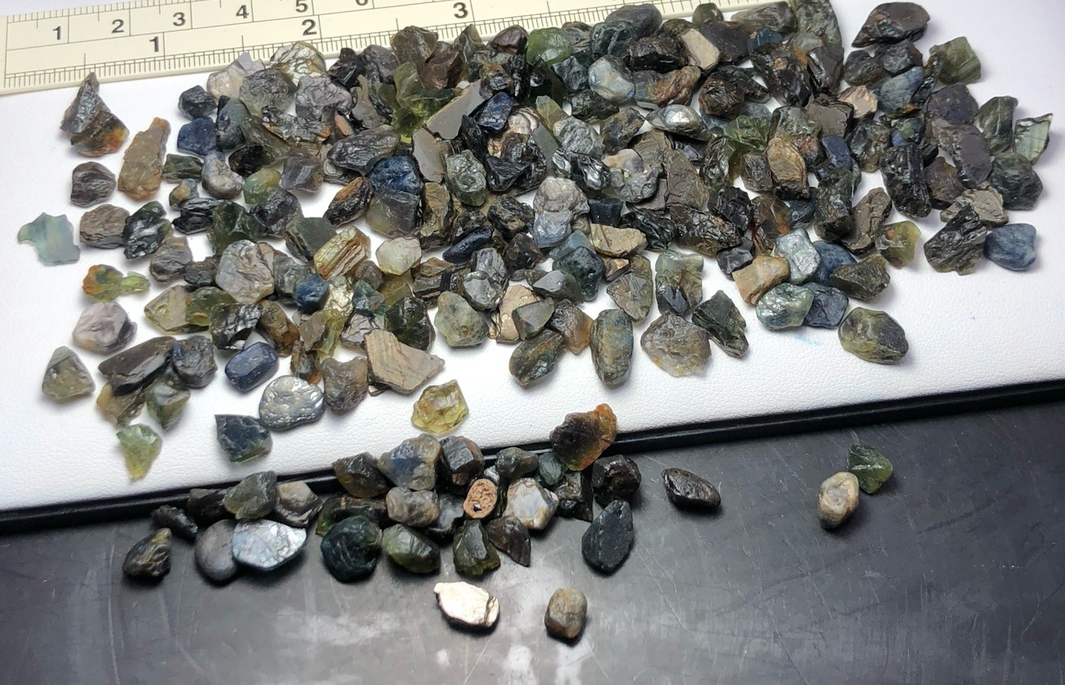 110 Gram / Rare natural gold sheen “ Zawadi “ sapphire, Collection deals,