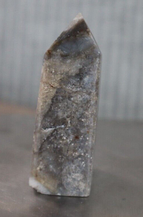 SPHALERITE POINT 2.25 INCHES TALL/ 45.4 GRAMS