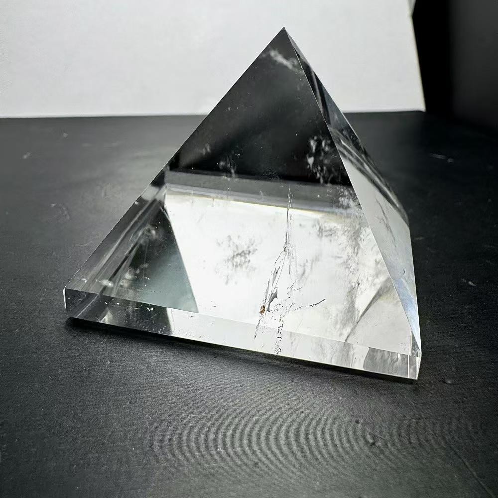 125g Natural White Quartz Carved Pyramid Crystal Reiki Healing Decor