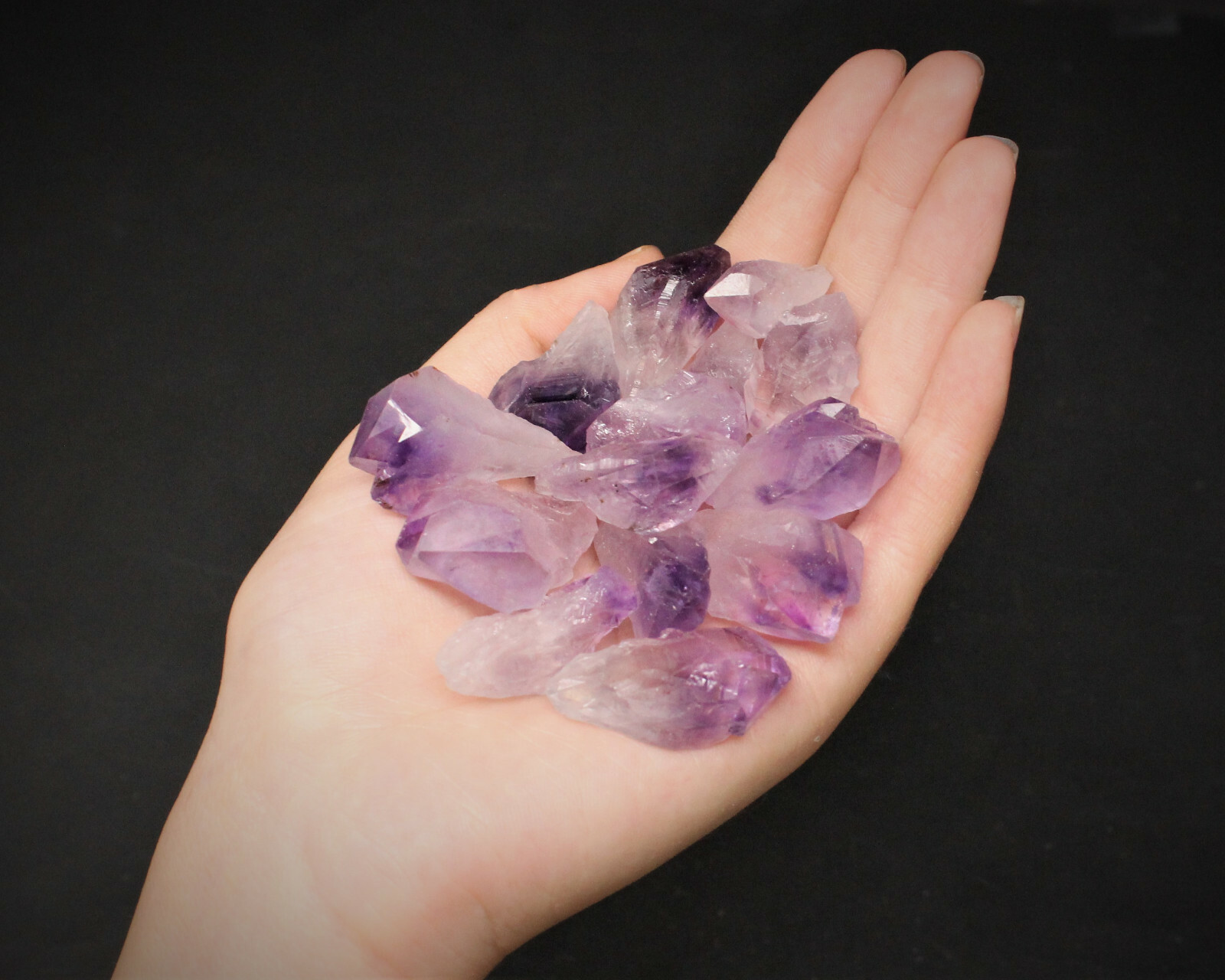 1/4 lb Bulk Lot Purple Amethyst Crystal Quartz Points & Pieces (4 oz)