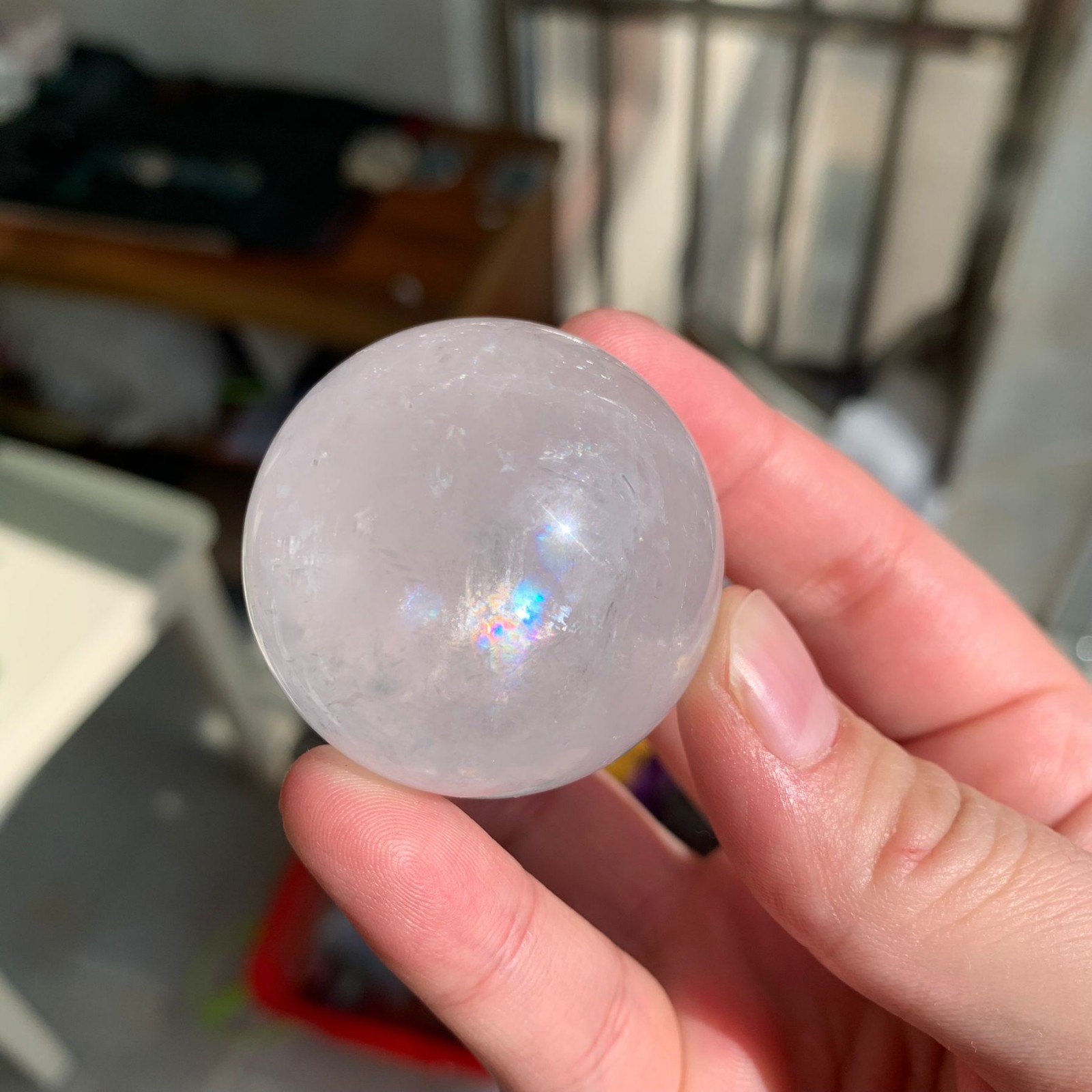 40mm 92g Clear Calcite Sphere Rainbow Energy Crystal Spiritual Altar Decor