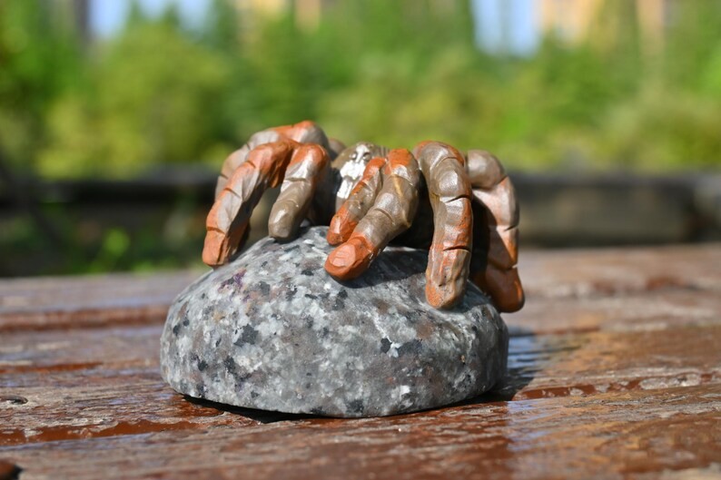 3.2″Hand carved Natural Quartz Spider Reiki Crystal figurine Heal Decor gift 1pc