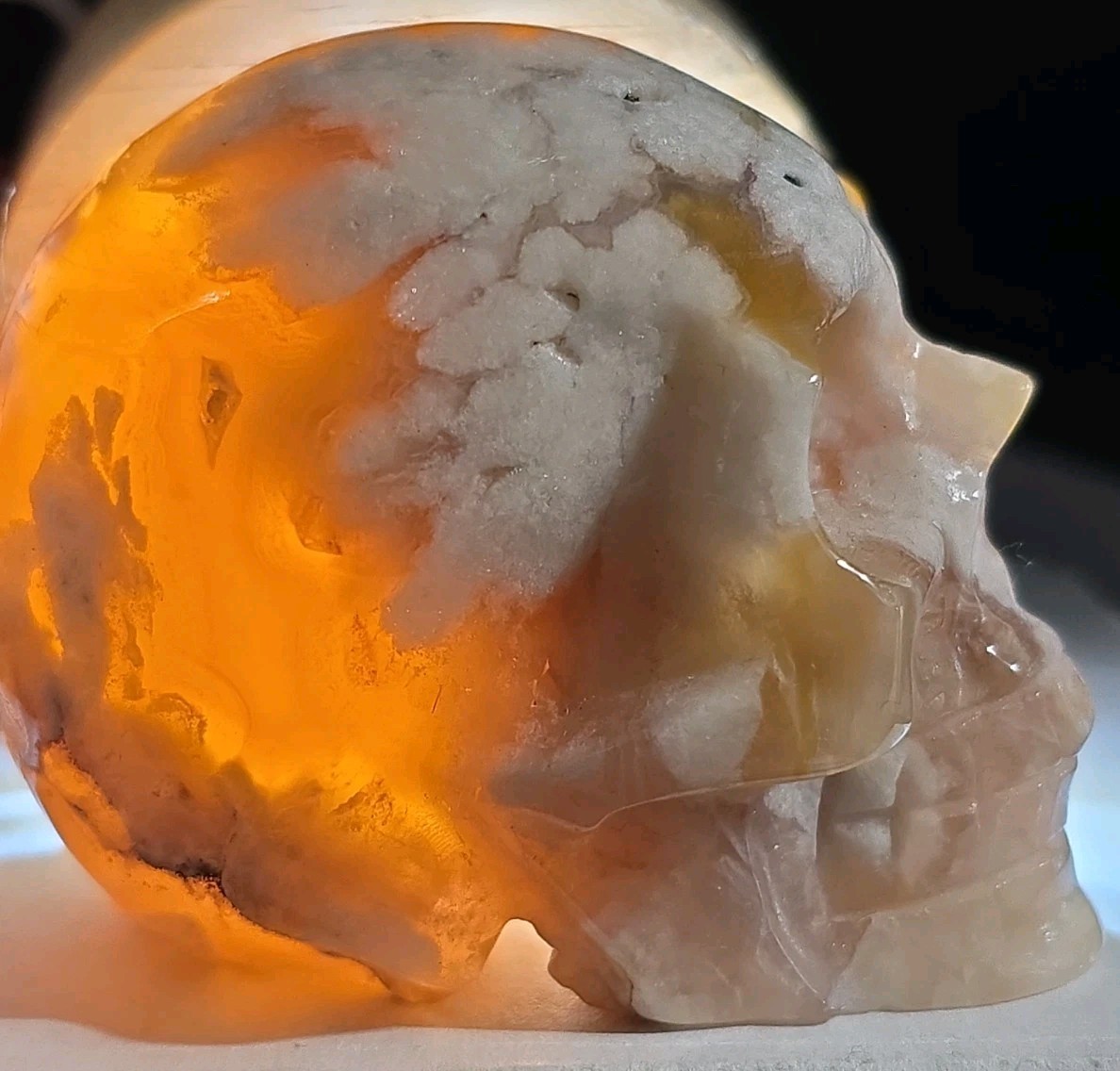 Flower Agate Skull 2.5″ X 2″ 7.8 Oz. 222g.