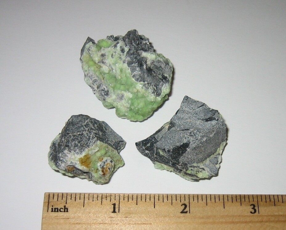 3pc BEAUTIFUL NATURAL 0.9″- 1.5″ LIGHT GREEN WAVELLITE CRYSTAL CLUSTERS ~ 51g *1