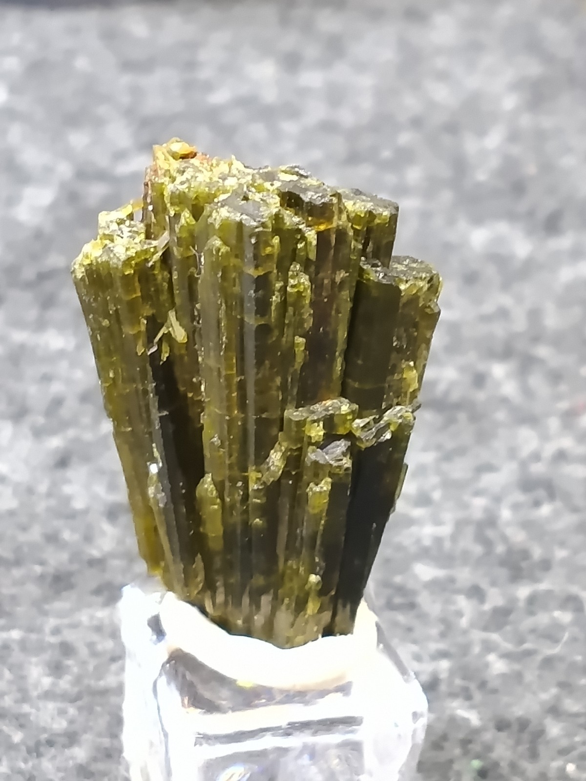 Green Epidote Nice Fan Terminations Natural Top Quality Mineral X12
