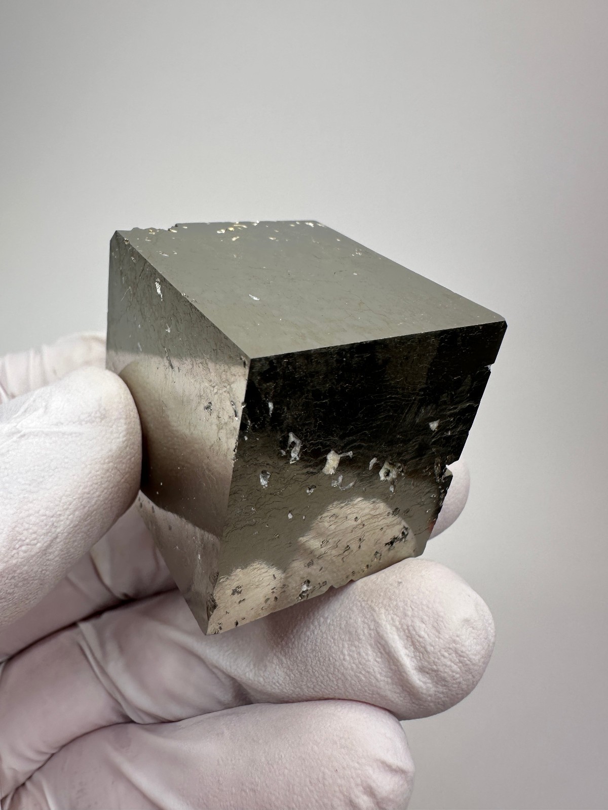 MIRROR SHINE__Beautiful Lusterous 1 1/4 ” Pyrite Cube__Navajun Mine, Spain