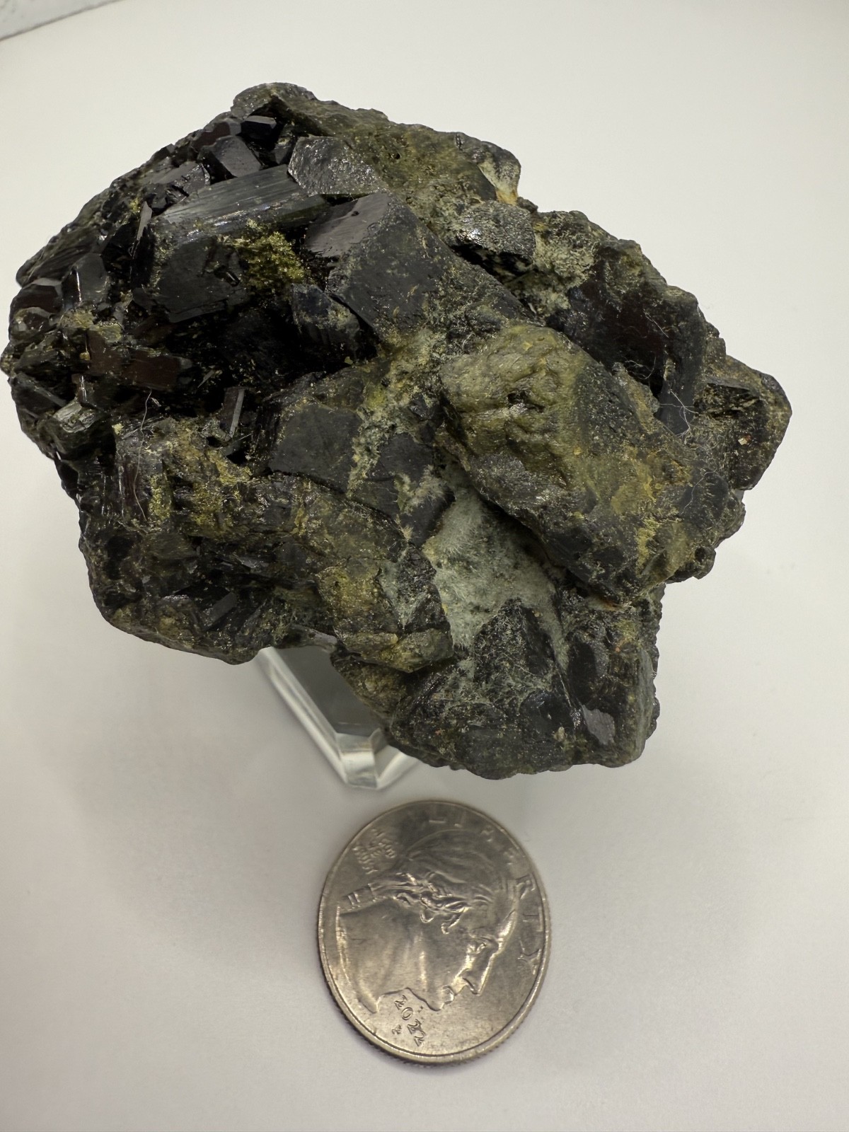 Natural Green Epidote Specimen 269g Raw Mineral Pakistan G132 * FREE SHIPPING*