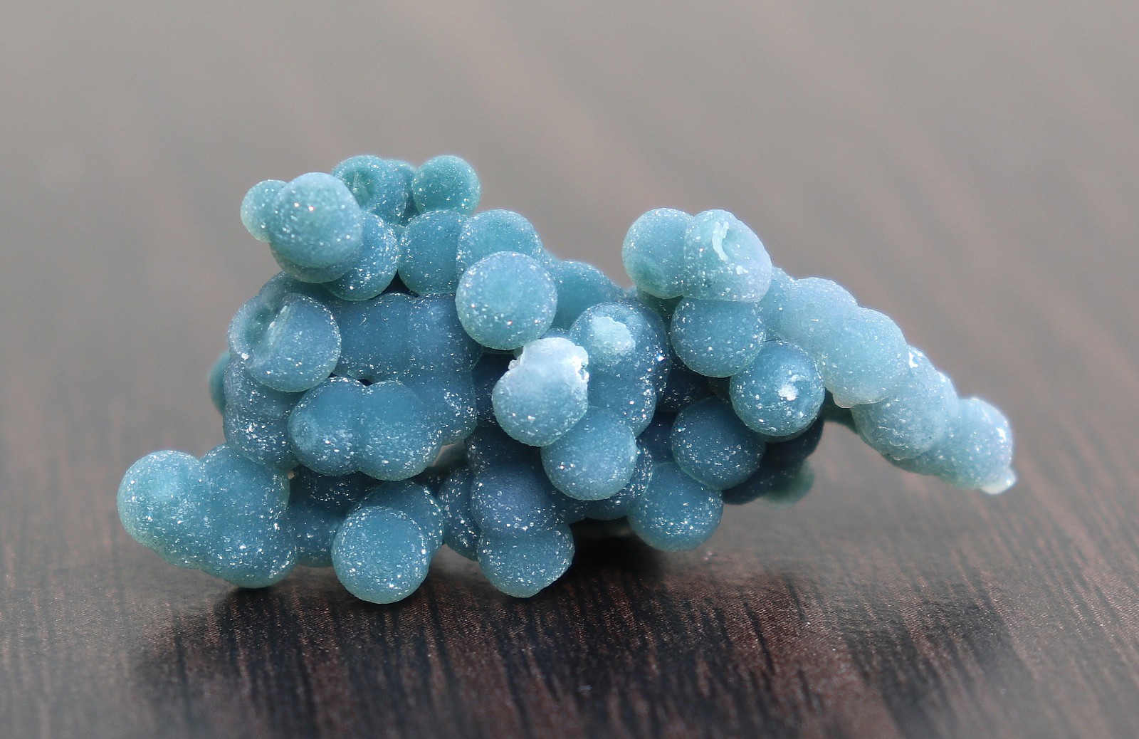 Green Grape Agate From Indonesia Satiny Purple Color WOW 4.2 cms (: