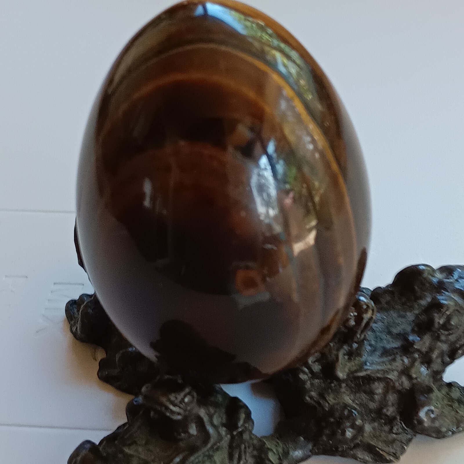 polished golden tiger eye Egg Gemstone Stand is Metal Mom & Baby Tripod Frogs 3″