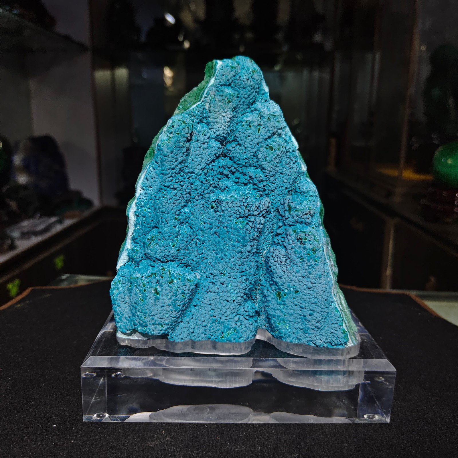 3.52LB Top Natural silicon malachite quartz crystal Mineral Specimen + stand