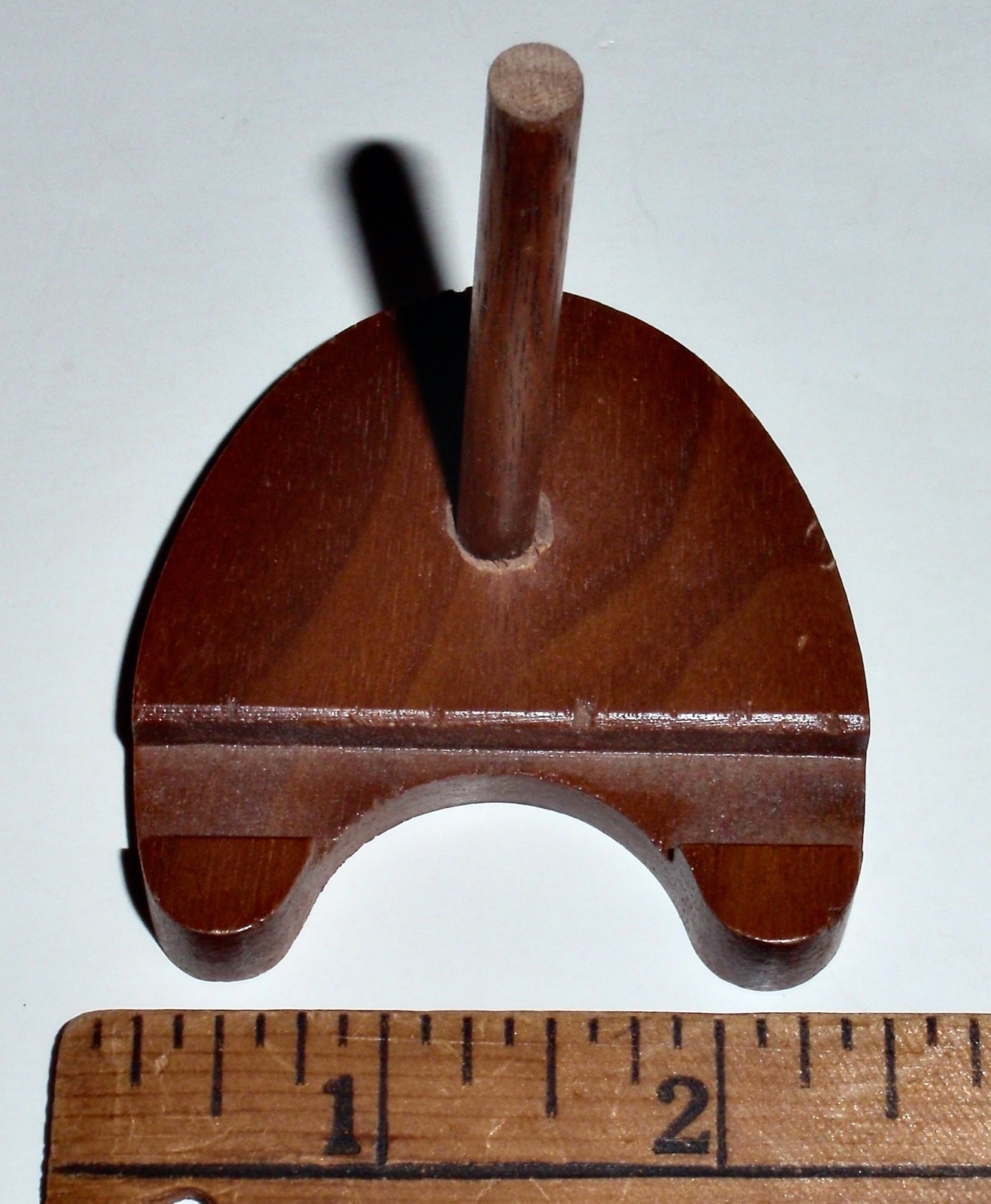 Small Display Easel Holder Peg Display Stand ,Plate, Plaques Wooden Base