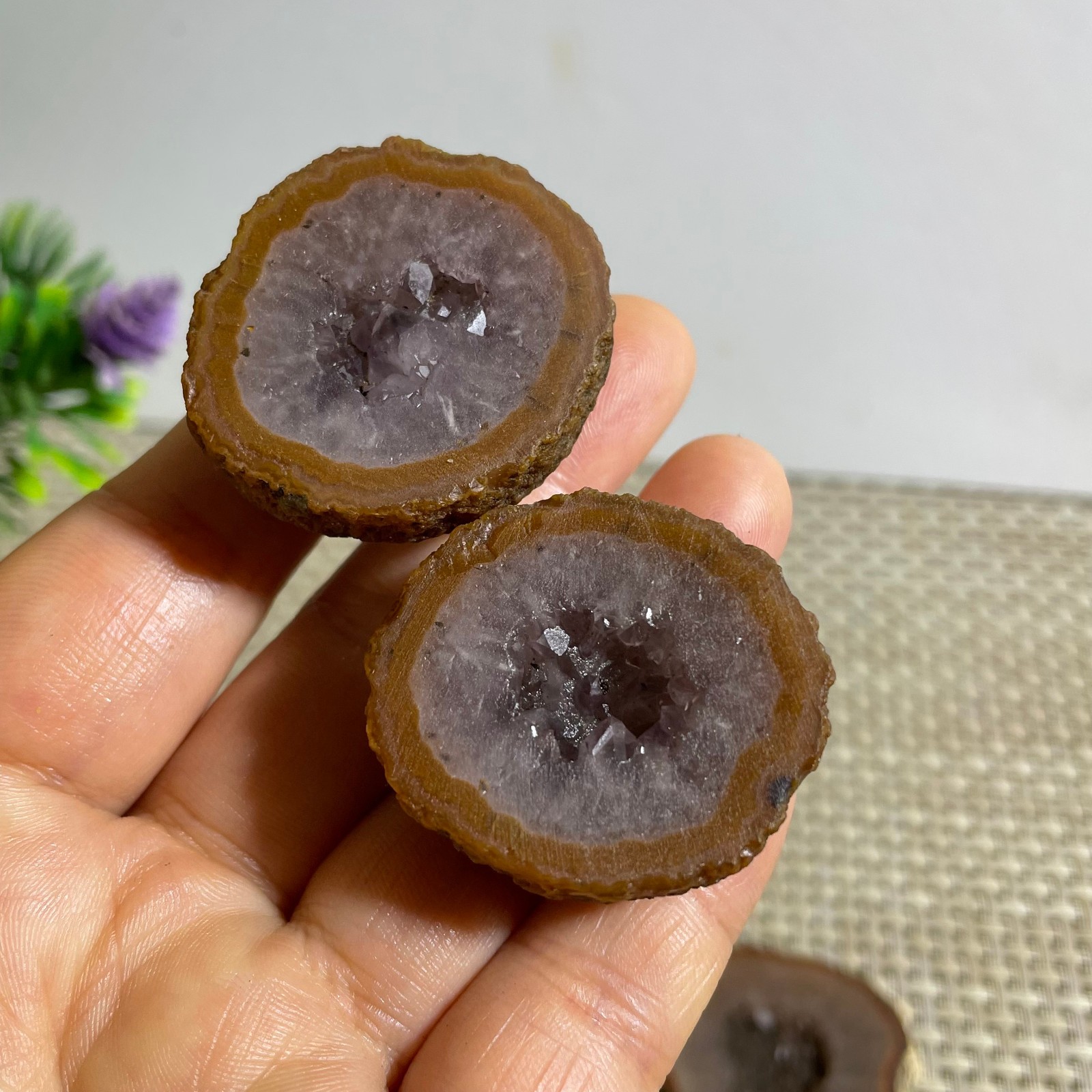 Natural cave Warring States red agate home decoration ornaments rough 57g