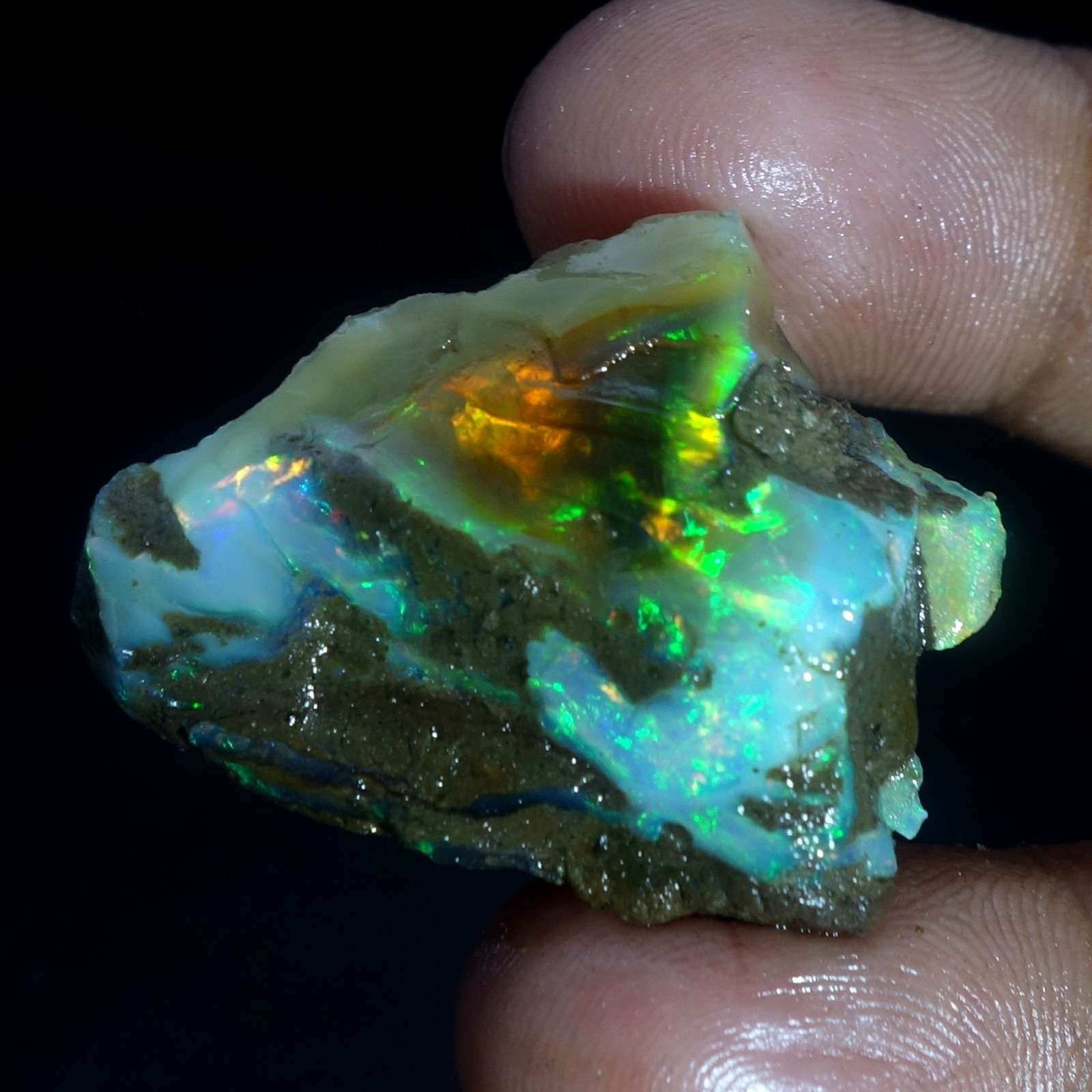 AA+ Ethiopian Oli Opal Rough Entreated Welo Opal Multi Fire Color Flash 68.00Cts