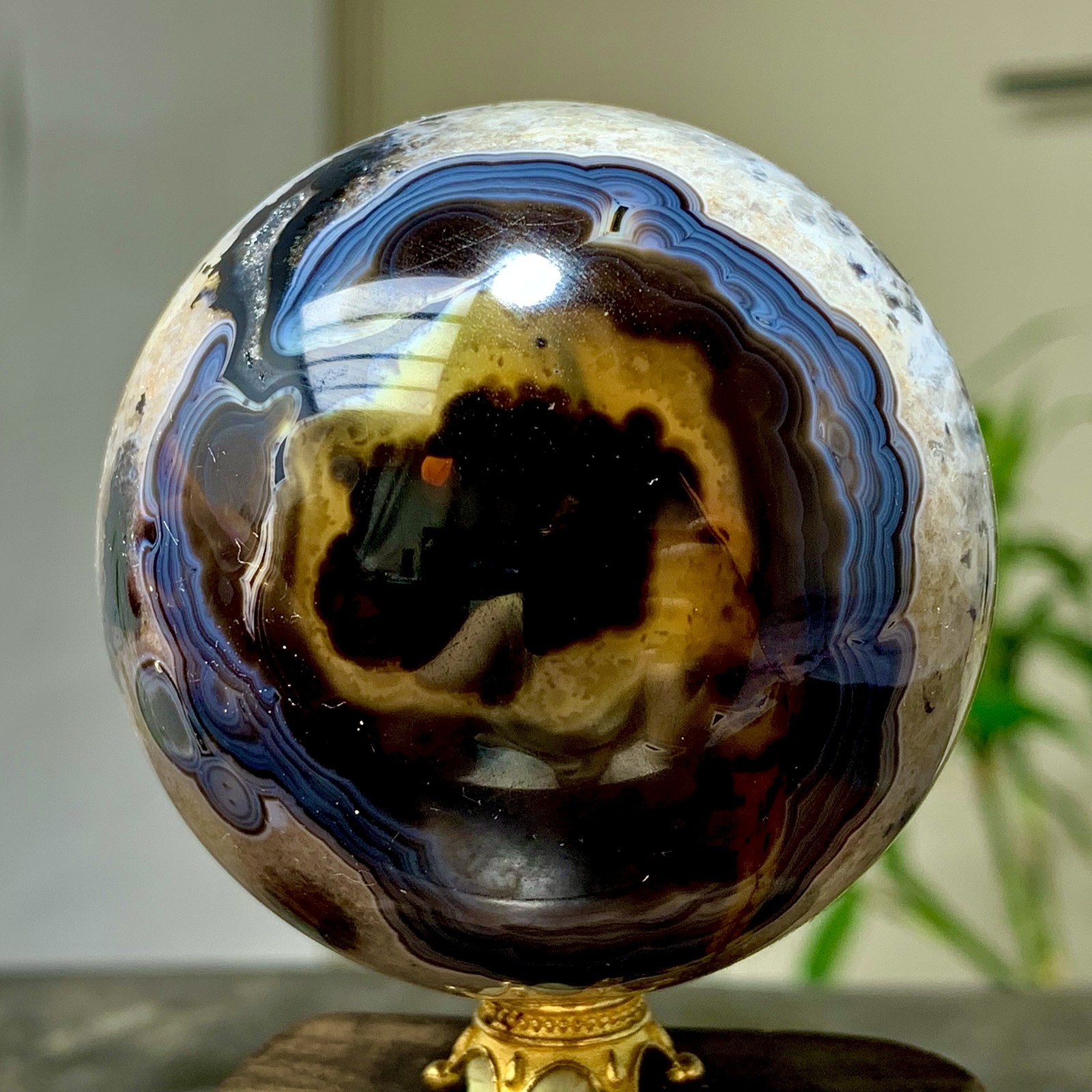 300G Natural black stripe agate sphere Crystal Ball Madagascar mineral