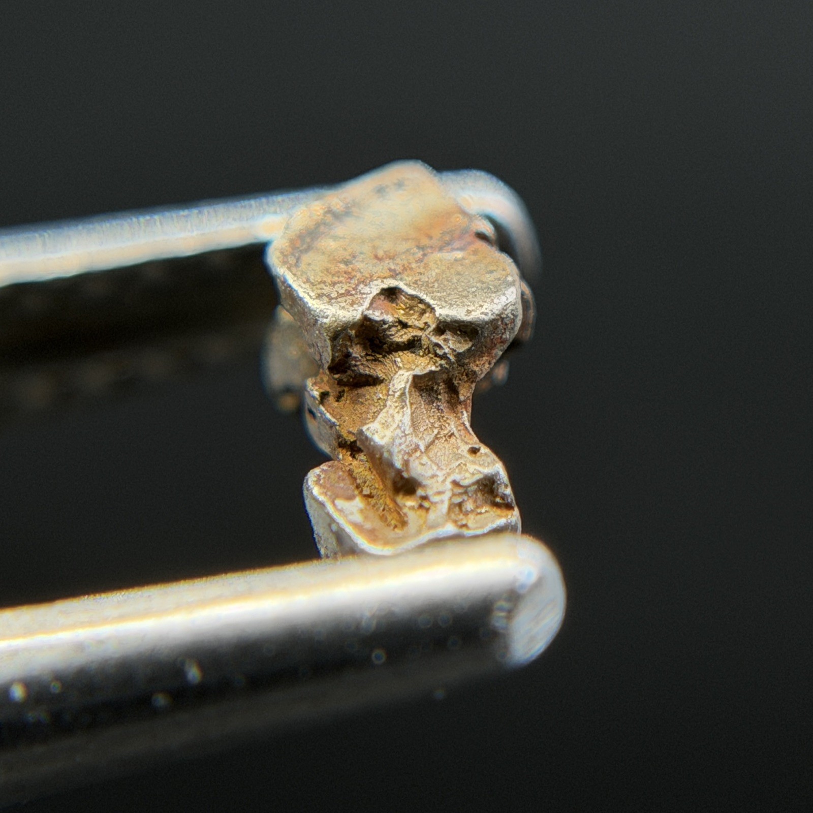 Natural Platinum with Gold Crystal/Rare Nugget/Konder massif, Russia) – 2.065 ct