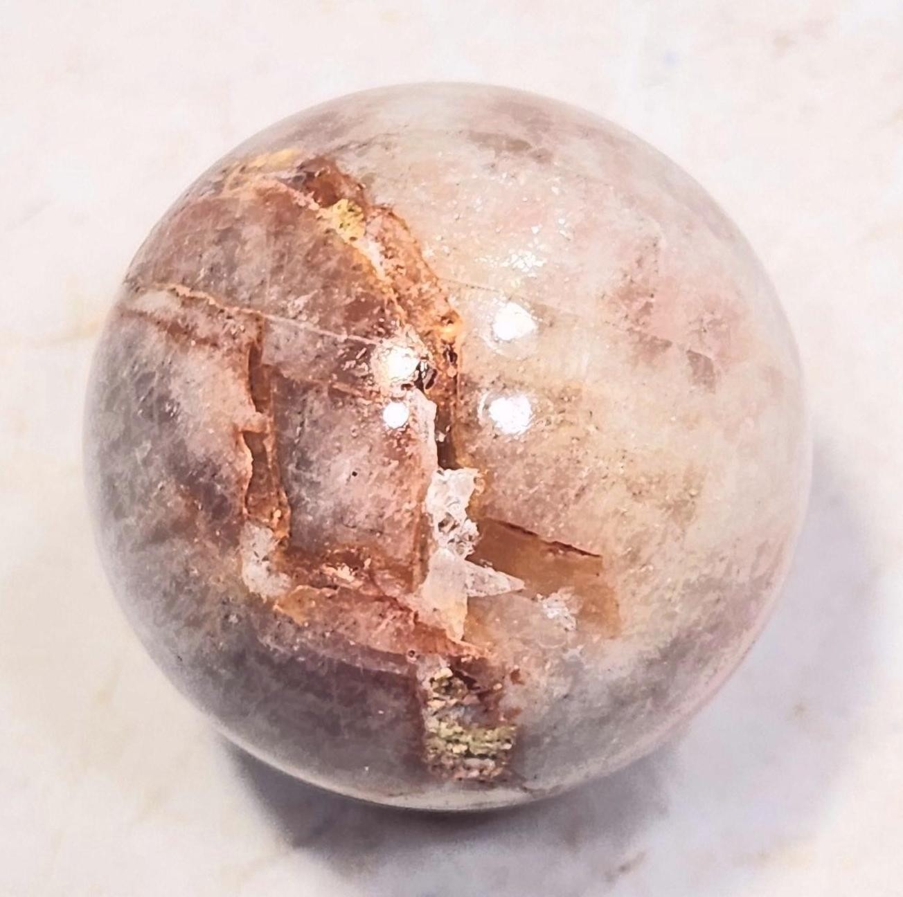 Fluorescent Boquillas Calcite 38mm Sphere – Stunning SW LW Mexican Mineral 6448