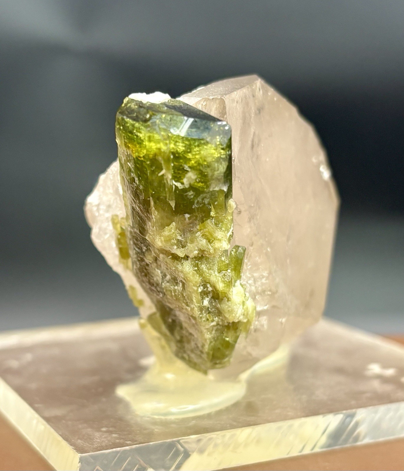 Verdelite Green Tourmaline Crystal Smoky Quartz Mineral Specimen Display Kunar