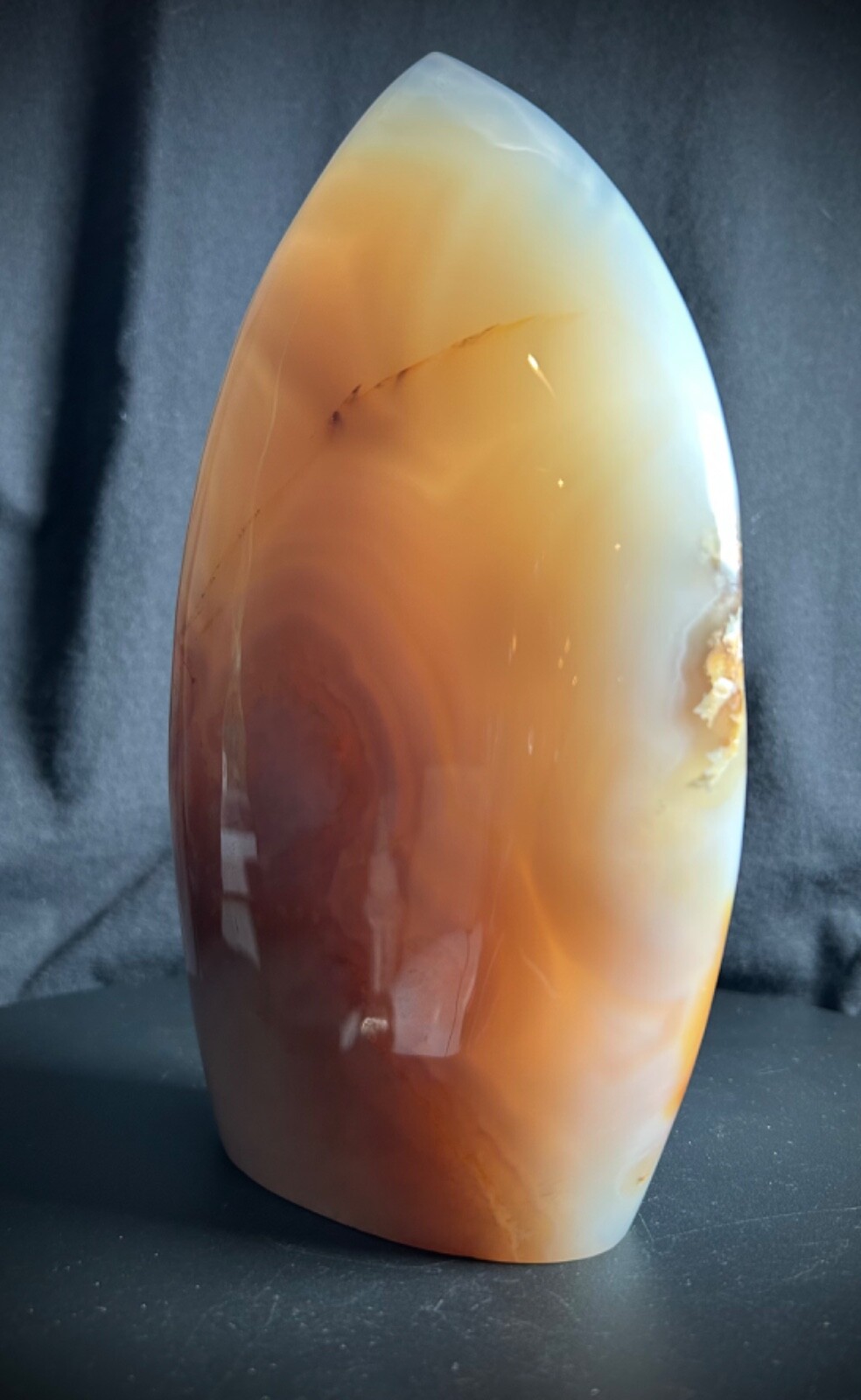 8″ Grey Agate Standing Freeform 4lb 1.6oz (1.859kg)